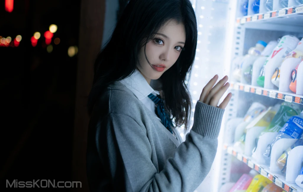 Coser@桃良阿宅_ 外出JK