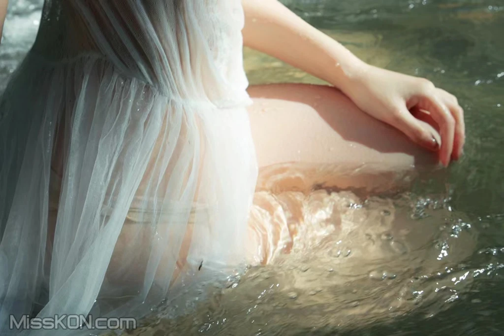 Coser@桃良阿宅_ 屿间