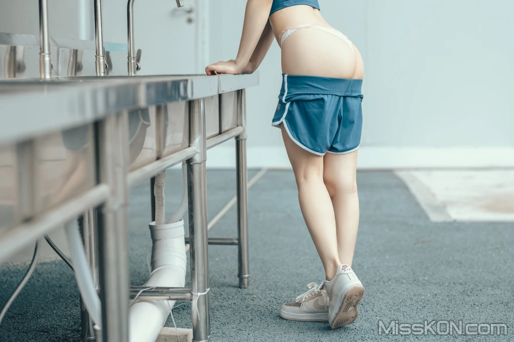Coser@桃良阿宅_ 晨跑