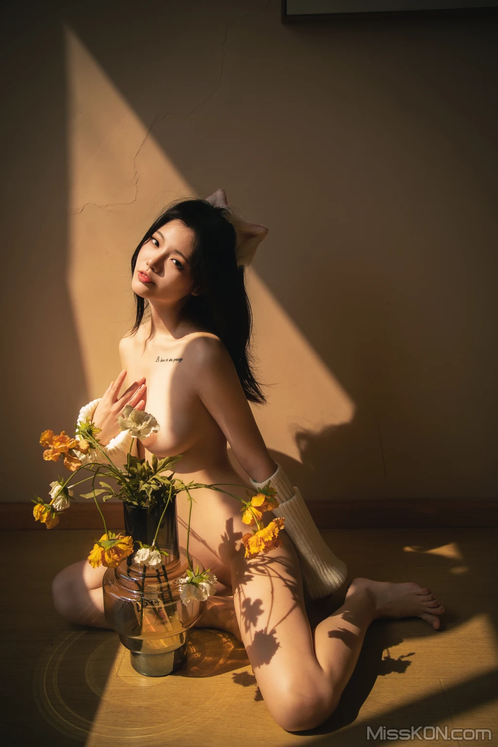 Coser@桃良阿宅_ 白毛衣