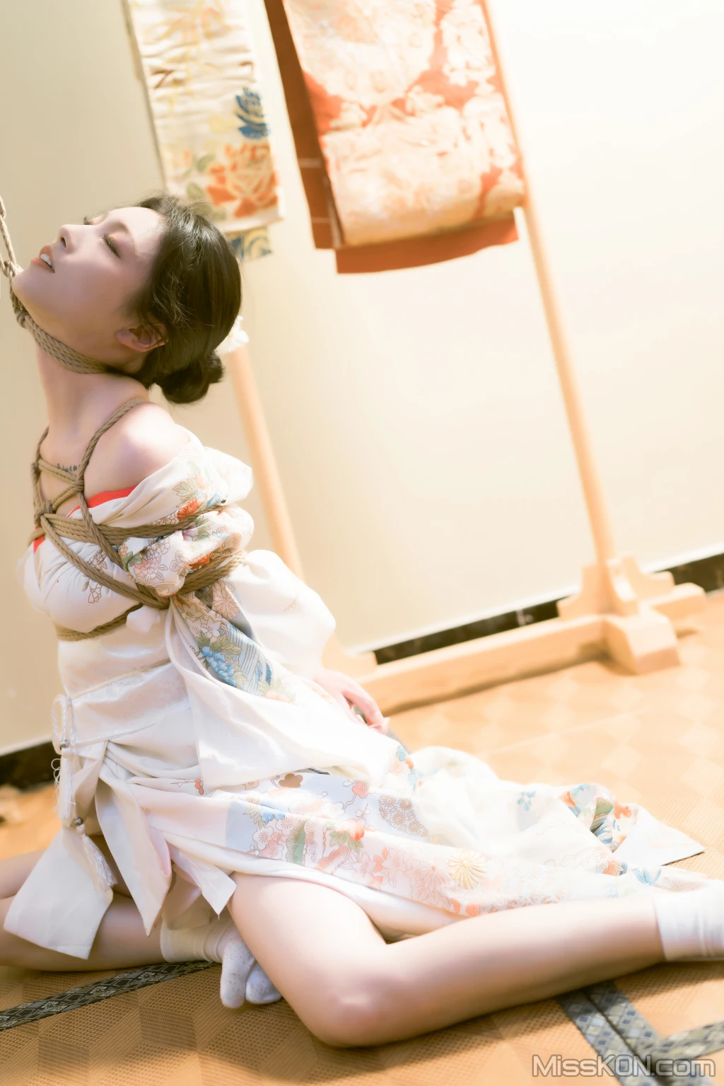 Coser@桃良阿宅_ 紧缚