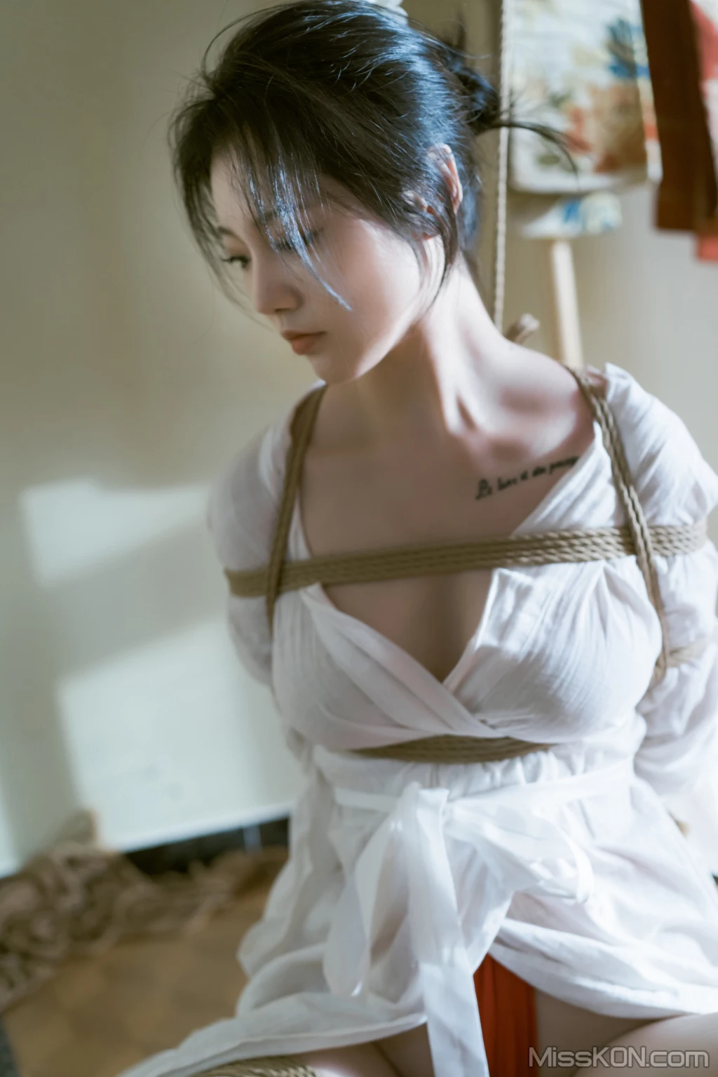 Coser@桃良阿宅_ 紧缚