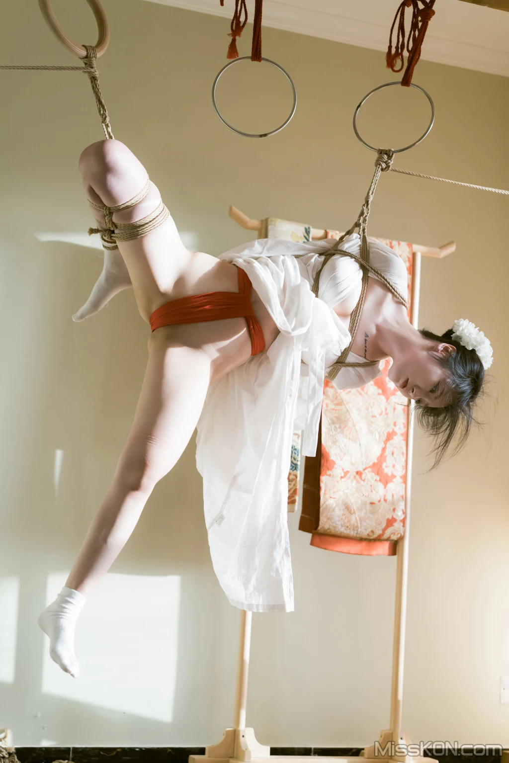 Coser@桃良阿宅_ 紧缚