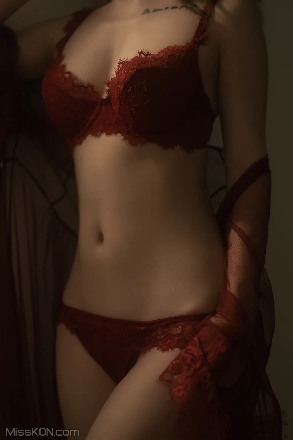 Coser@桃良阿宅_ 红烛