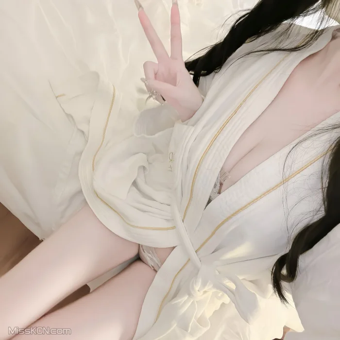 Coser@糕糕_ 萝莉体超级网红 福利视图集