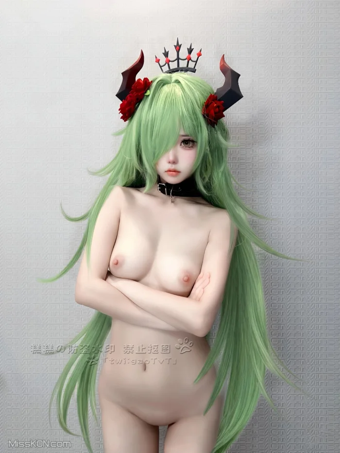Coser@糕糕_ 萝莉体超级网红 福利视图集