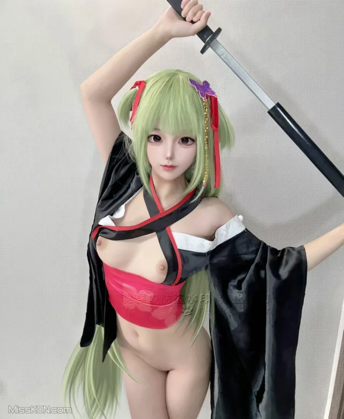 Coser@糕糕_ 萝莉体超级网红 福利视图集