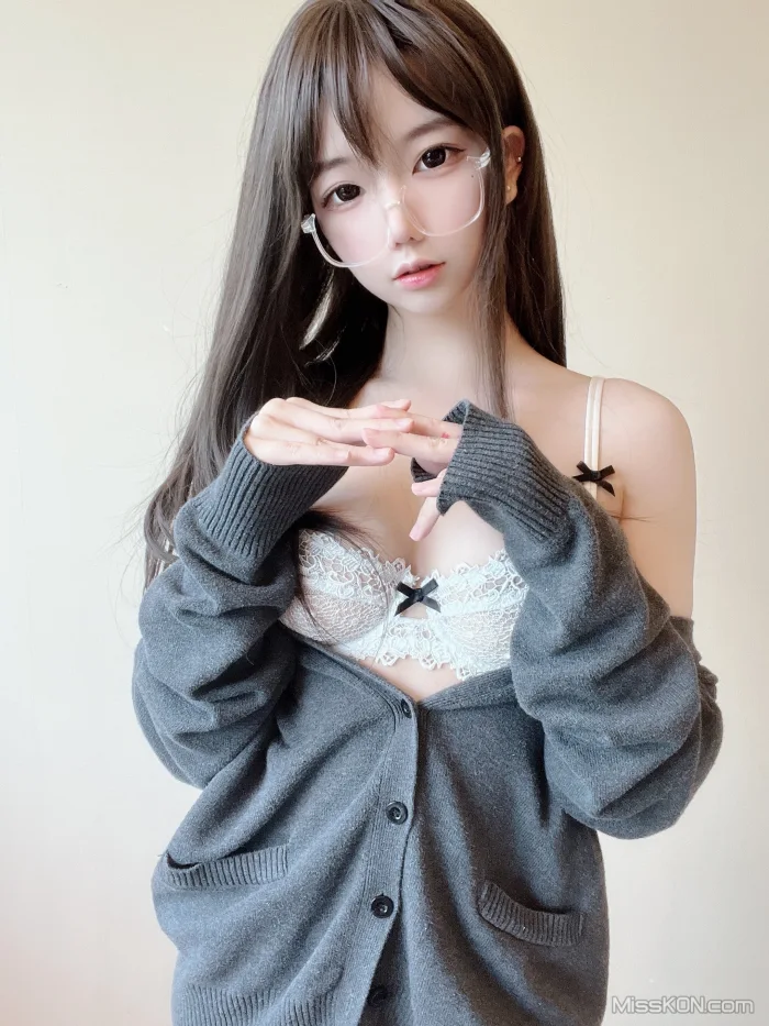Coser@莉犬醬_ 顏值嫩妹 福利姬 合集