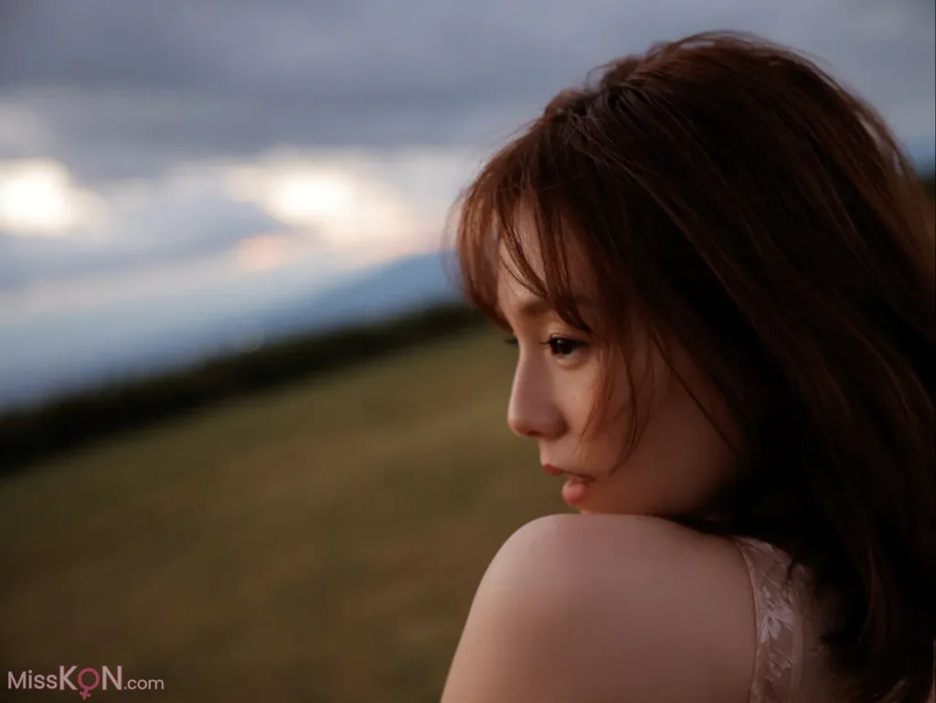 Ai Shinozaki (篠崎愛)_ IDEA-reverse