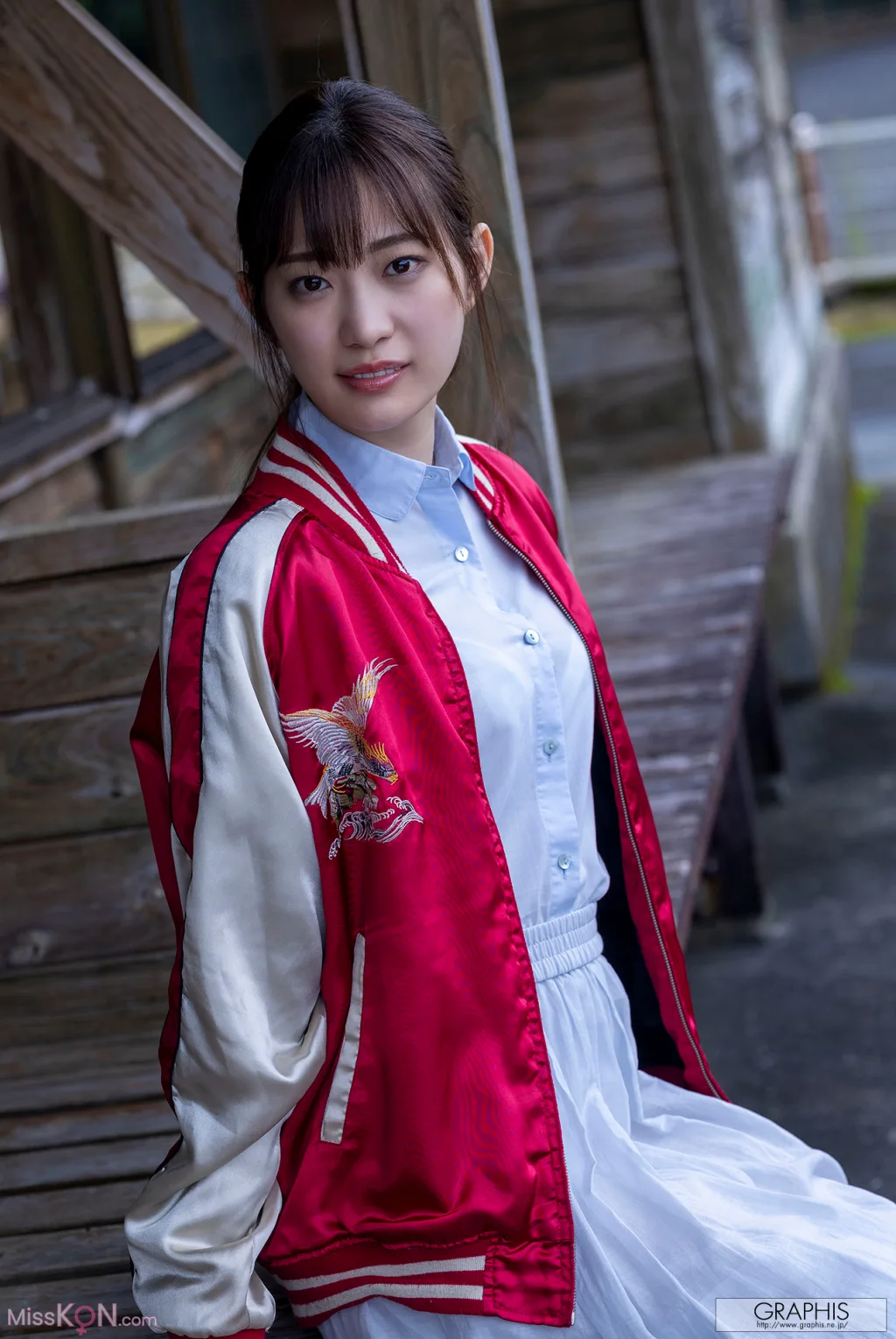 Akari Mitani (美谷朱音)_ [Graphis Gals] No.560 Vermilion