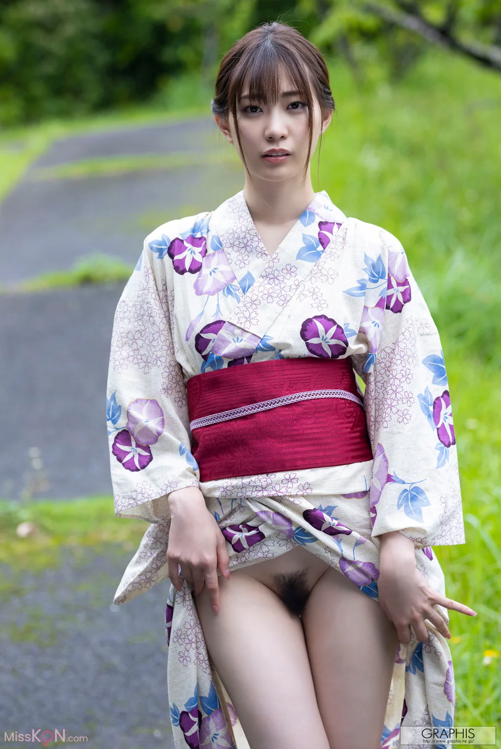 Akari Mitani (美谷朱音)_ [Graphis Gals] No.560 Vermilion
