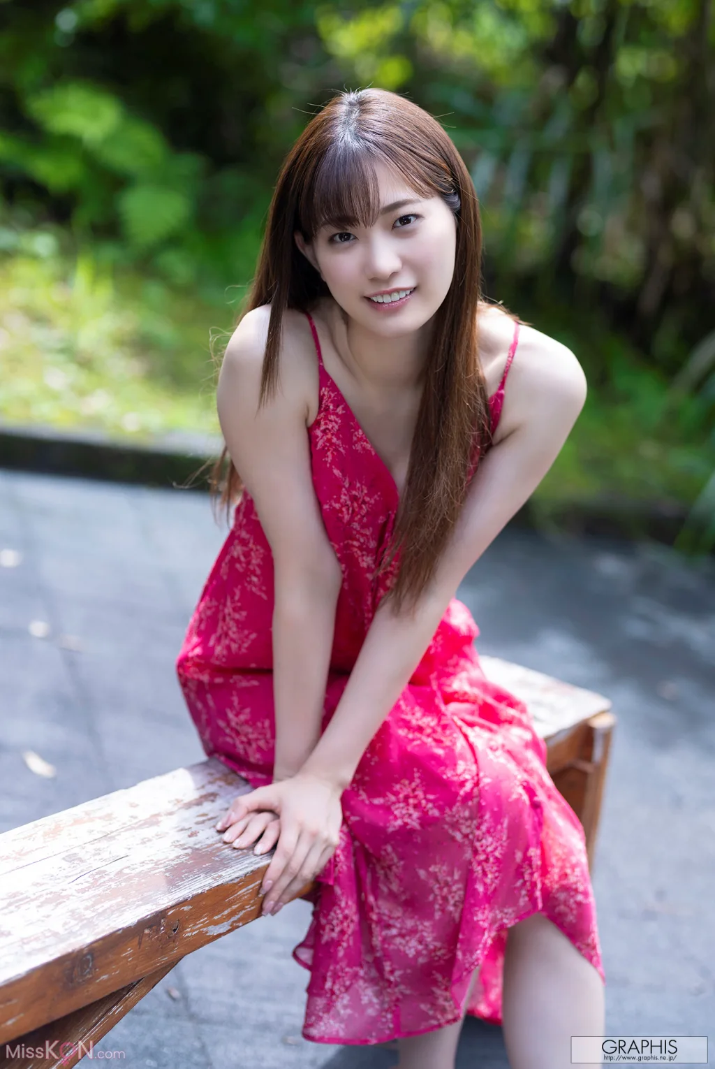 Akari Mitani (美谷朱音)_ [Graphis Gals] No.560 Vermilion