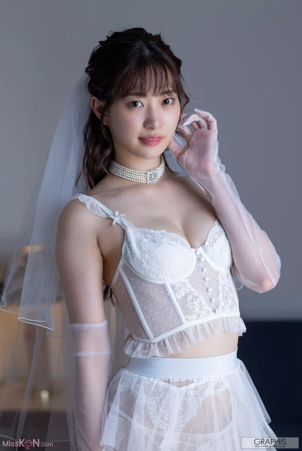 Akari Mitani (美谷朱音)_ [Graphis Gals] No.560 Vermilion