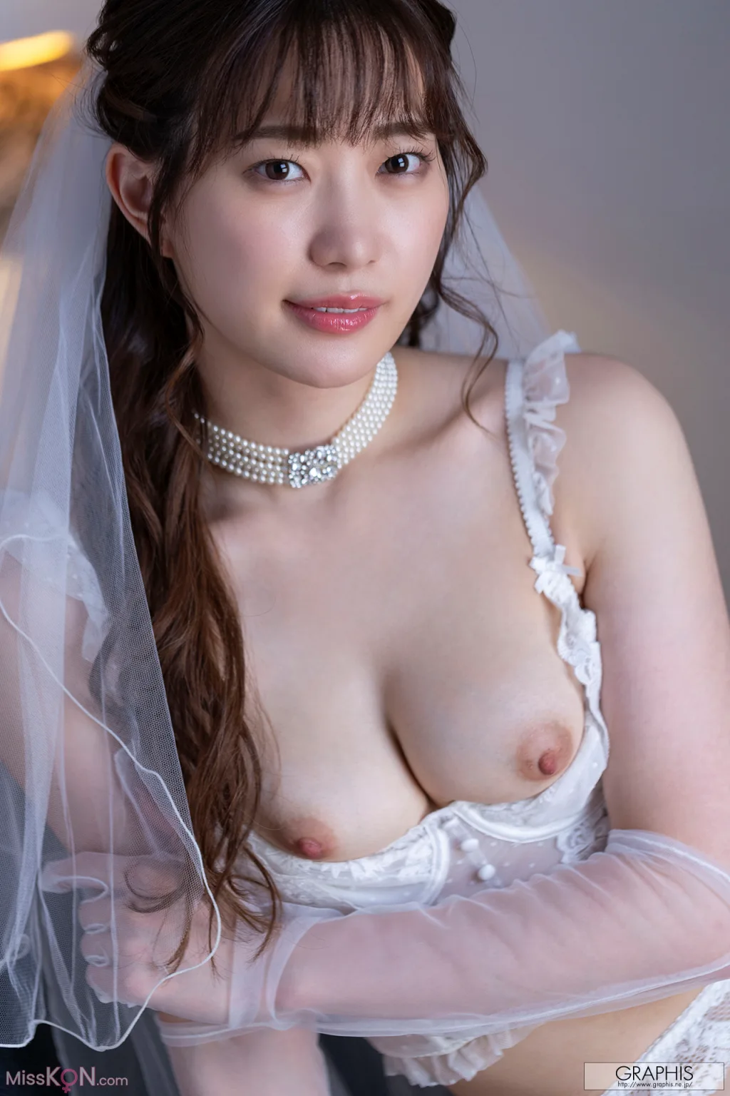 Akari Mitani (美谷朱音)_ [Graphis Gals] No.560 Vermilion