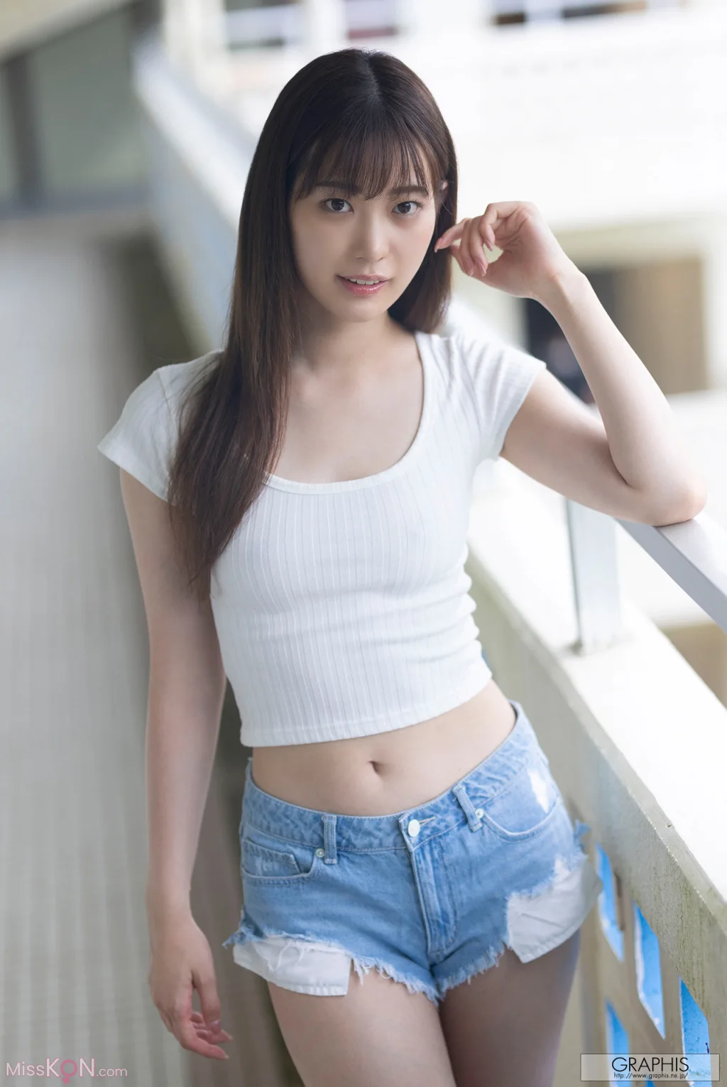 Akari Mitani (美谷朱音)_ [Graphis Gals] No.560 Vermilion