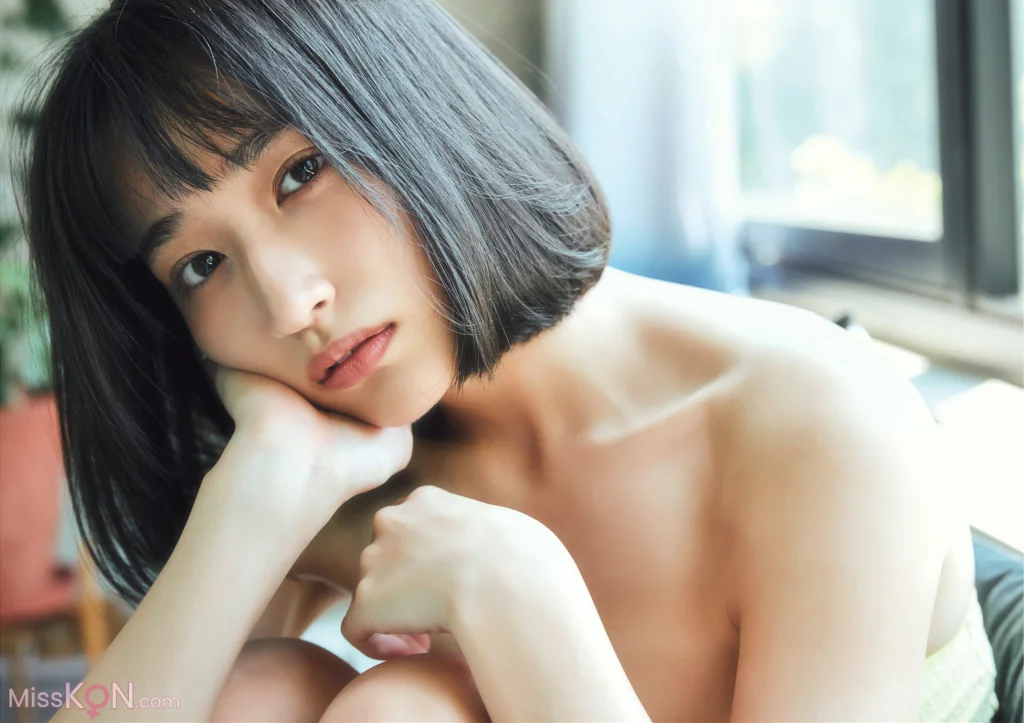Akira Mizuno (水野瞳)_ 夏物語