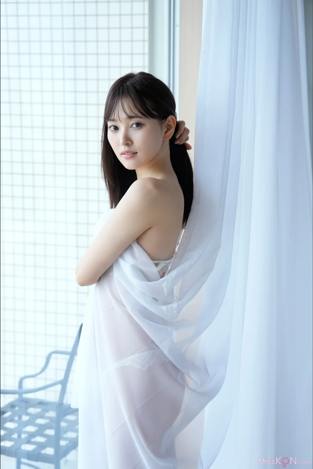 Haruka Kodama (兒玉遙)_ スイートルームで艶めいて