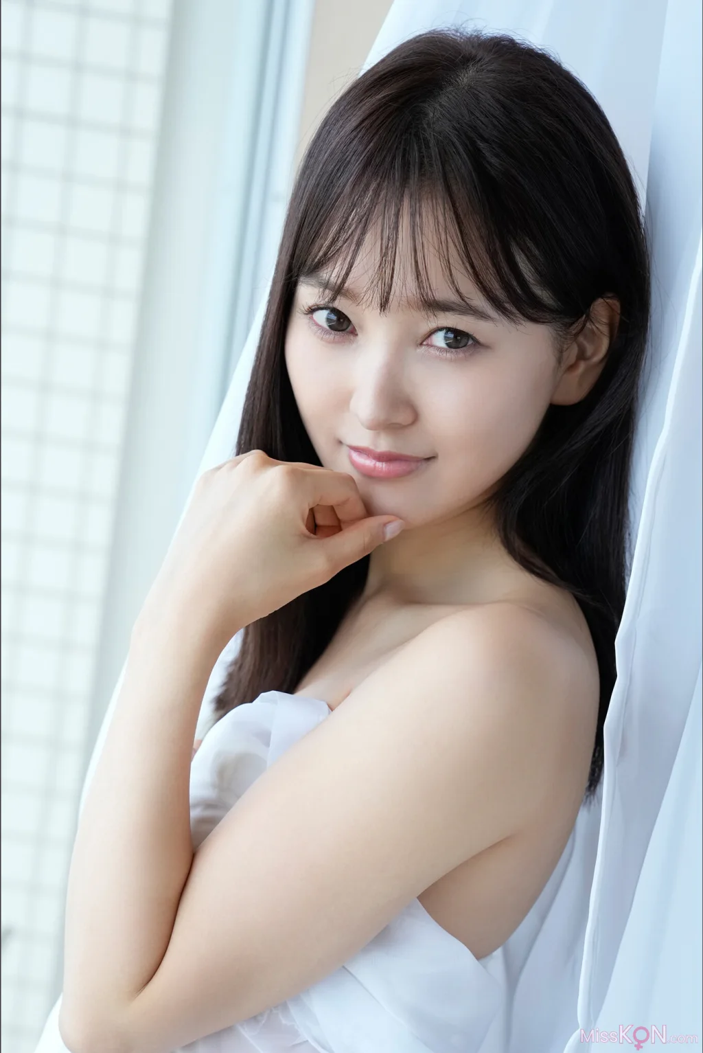 Haruka Kodama (兒玉遙)_ スイートルームで艶めいて