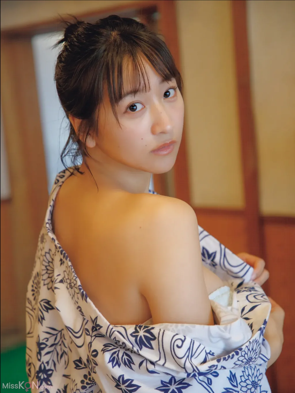 Ina Enohara (榎原依那)_ もうキミしか見えない