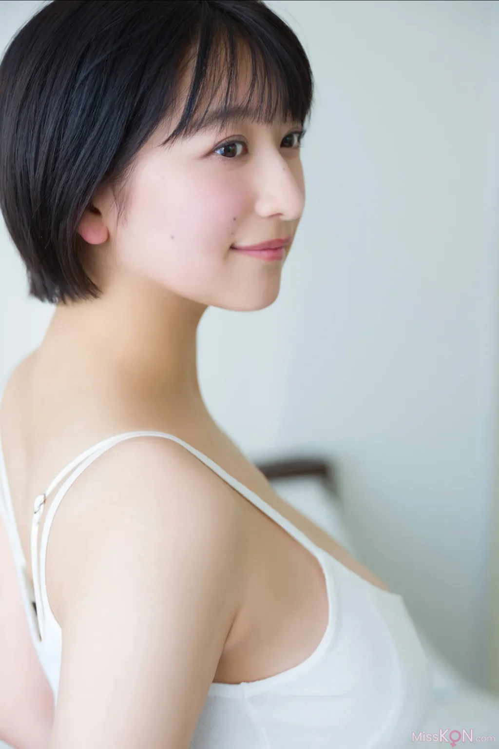 Ina Enohara (榎原依那)_ ファースト・インパクト