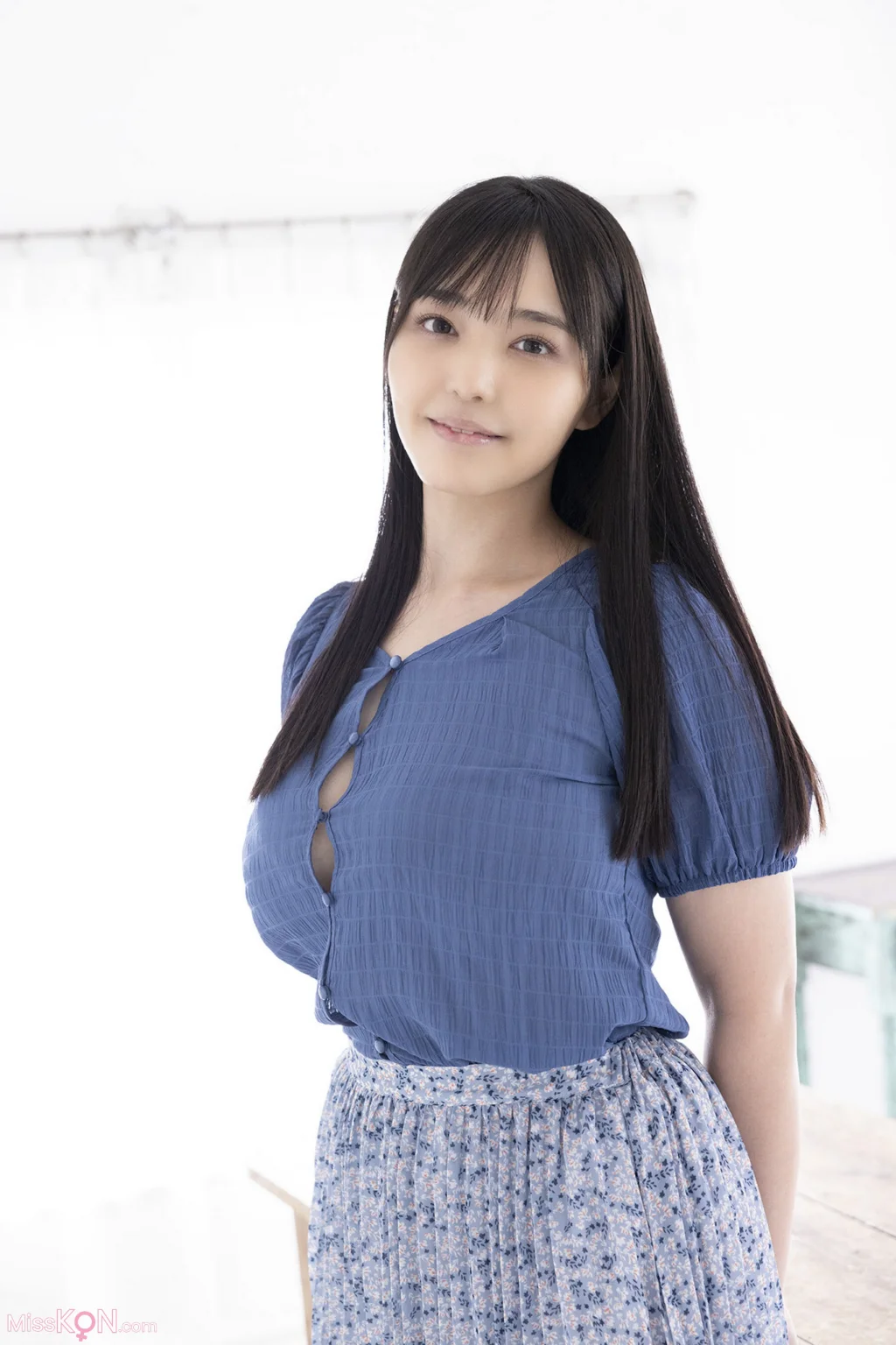 Koibuchi Momona (恋渆桃菜)_ 爆乳AV女优