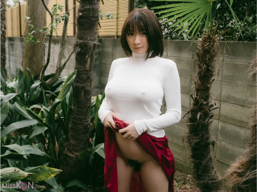 Mei Washio (鷲尾めい)_ Milk