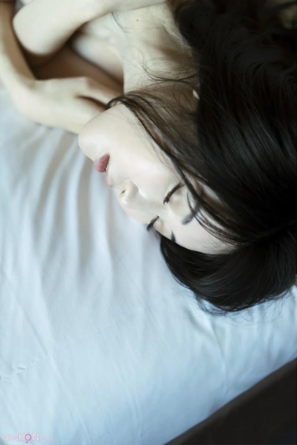 Nananano (七菜乃)_ Lumiere