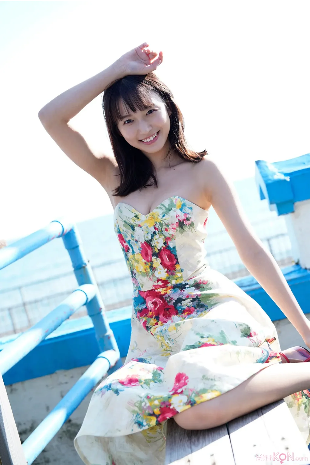 Shida Nene (志田音々)_ 癒やしの純潔ビキニ