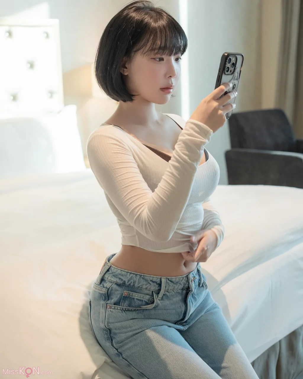 Kang In-kyung (강인경)_ White T-Shirt and Jeans Concept