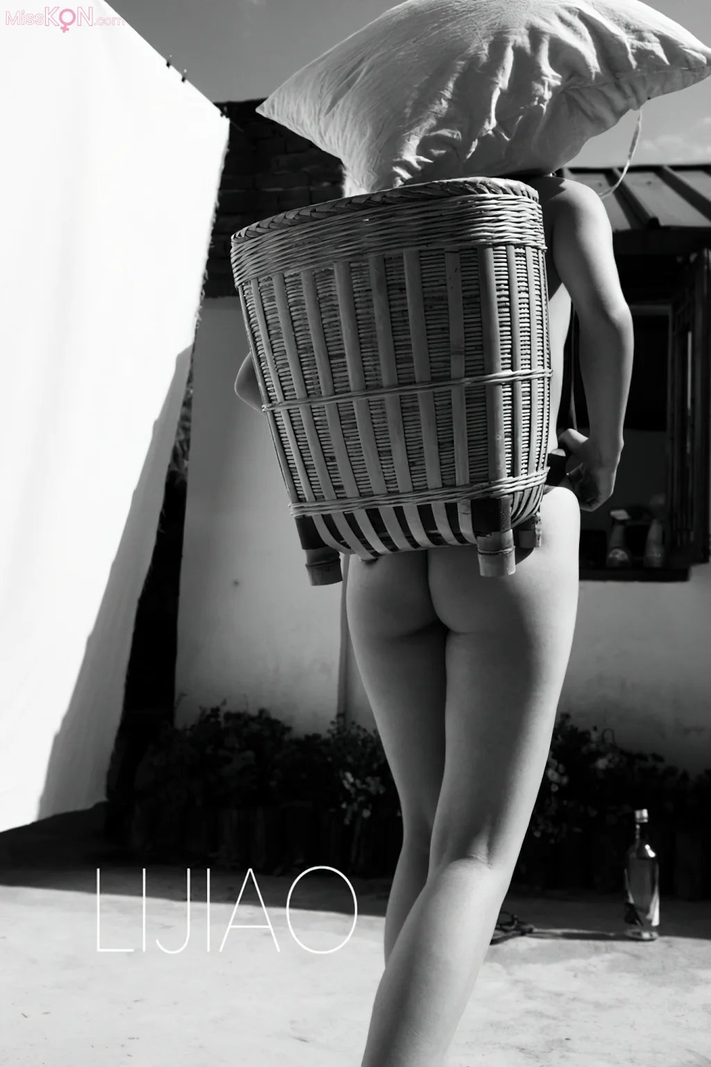 LIJIAO李娇 Vol.006_ 情色唯美露脸极品女体艺术私拍