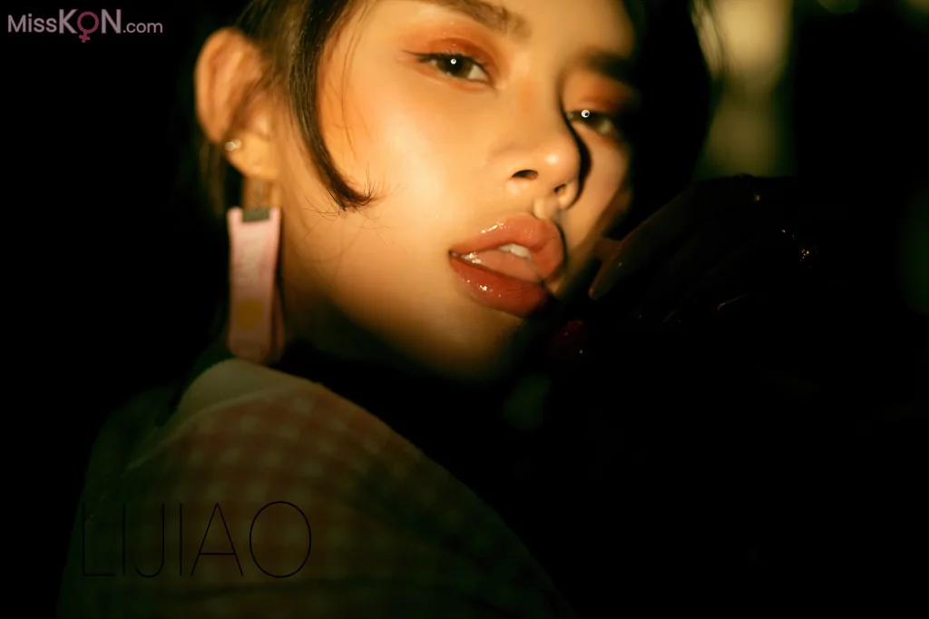 LIJIAO李娇 Vol.006_ 情色唯美露脸极品女体艺术私拍