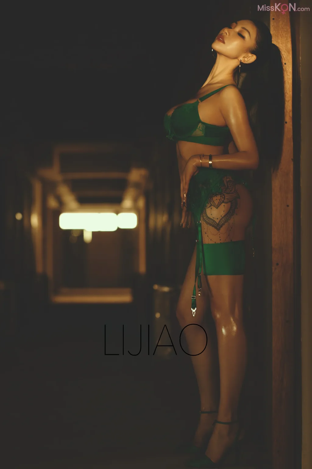 LIJIAO李娇 Vol.009_ 情色唯美露脸极品女体艺术私拍