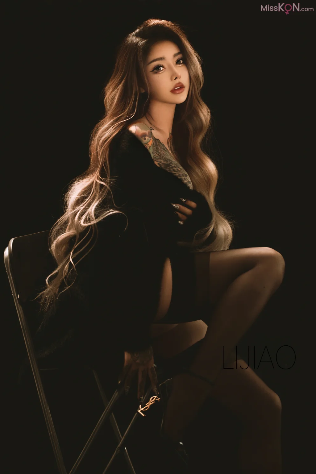 LIJIAO李娇 Vol.009_ 情色唯美露脸极品女体艺术私拍