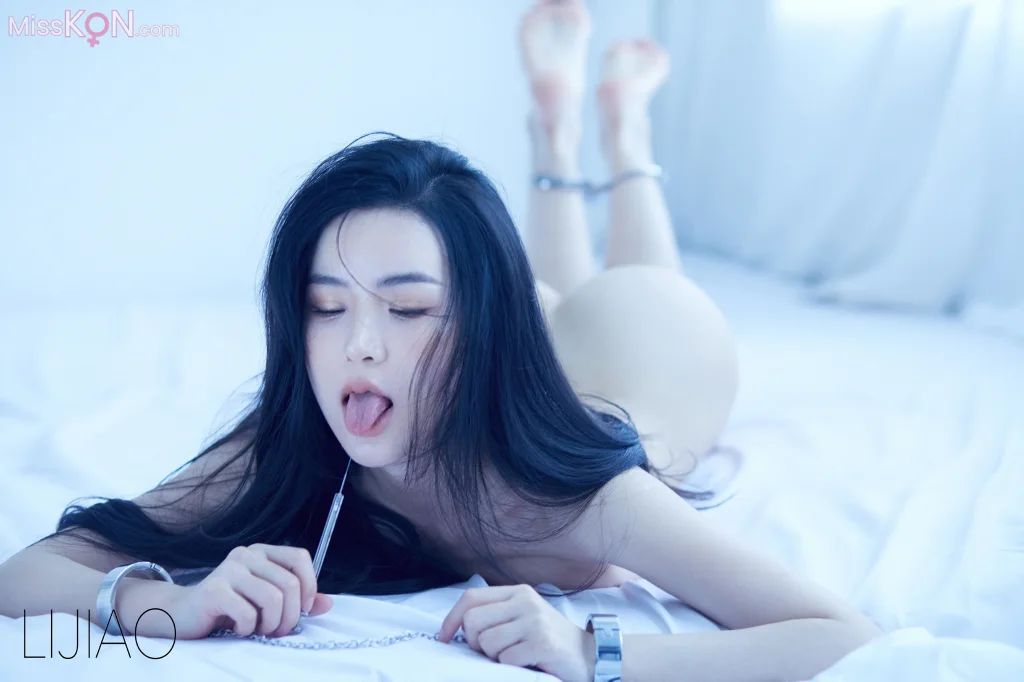LIJIAO李娇 Vol.011_ 情色唯美露脸极品女体艺术私拍