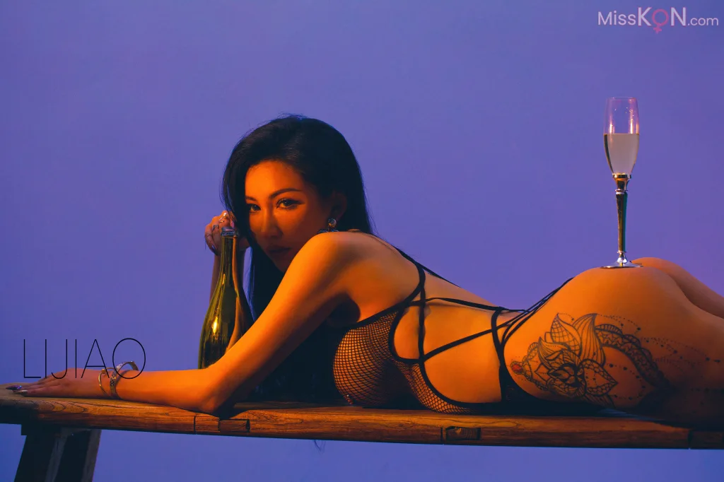 LIJIAO李娇 Vol.012_ 情色唯美露脸极品女体艺术私拍