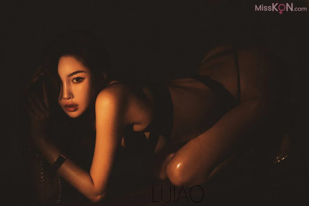 LIJIAO李娇 Vol.012_ 情色唯美露脸极品女体艺术私拍