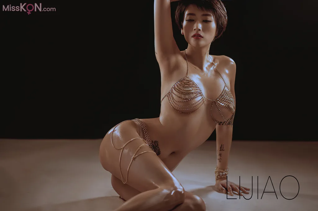 LIJIAO李娇 Vol.014_ 情色唯美露脸极品女体艺术私拍