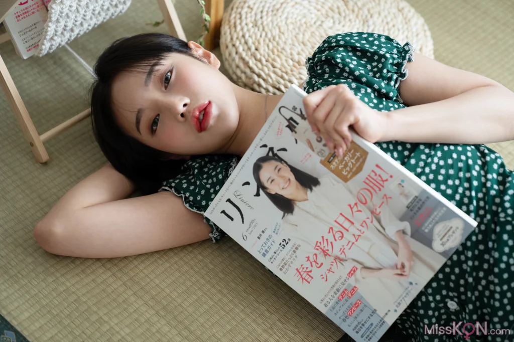 Leeae (이아이)_ Hot Vacation