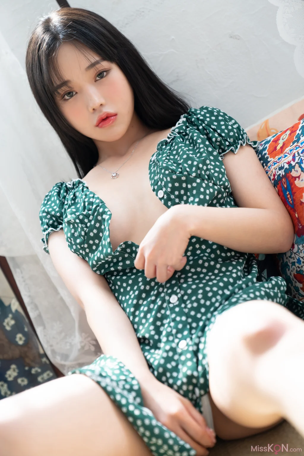 Leeae (이아이)_ Hot Vacation