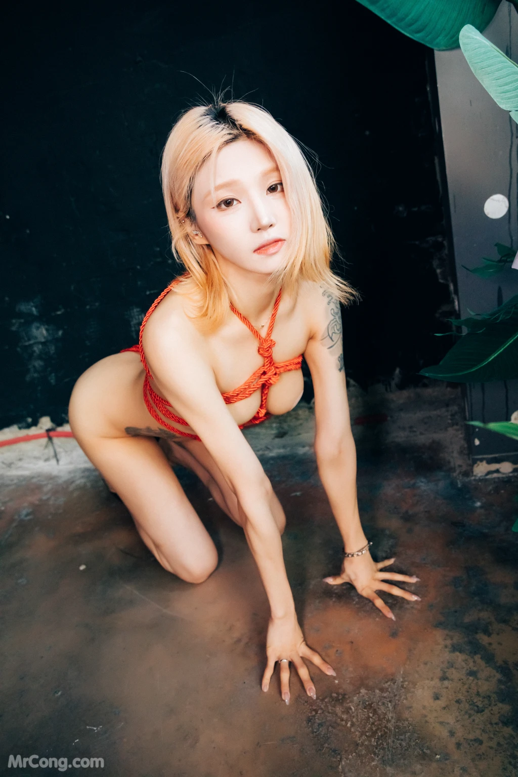 [Loozy] Taeri_ Enslave (+S.Ver)