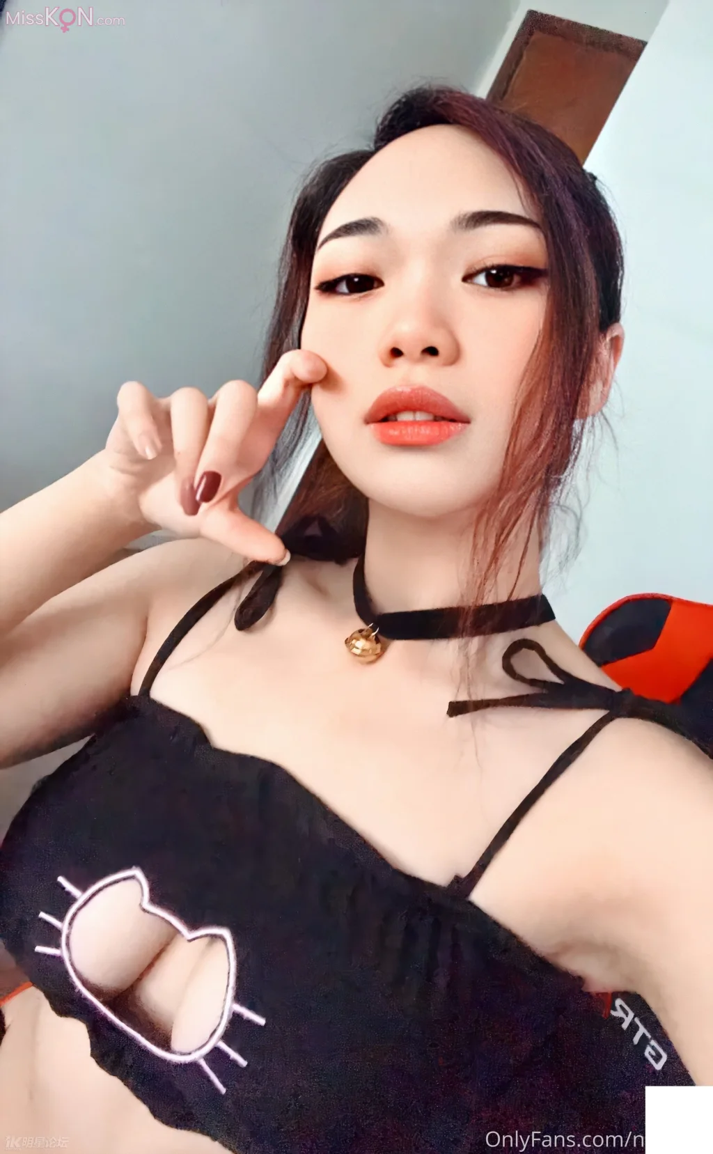 MeiKou (meikoui)_ OnlyFan极品女神 她是谁的公主？