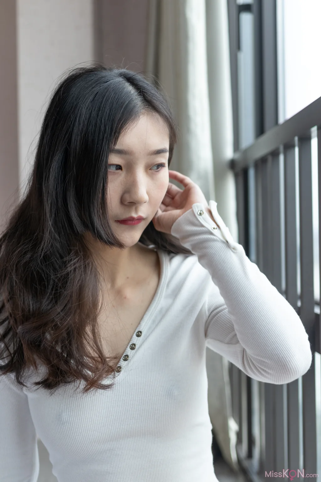 [Private Photoshoot] 小何_ 國模 大尺度 私拍套圖
