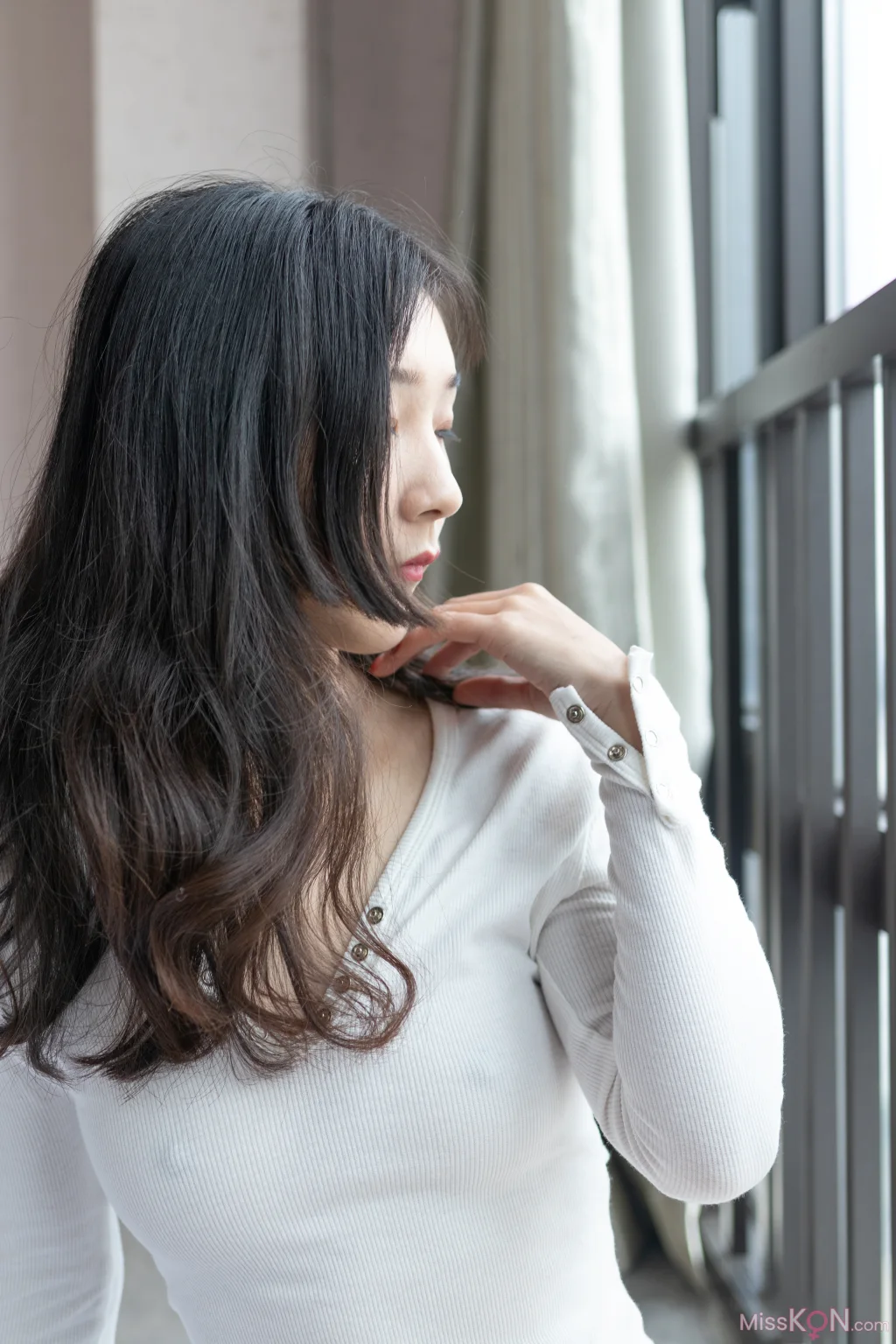 [Private Photoshoot] 小何_ 國模 大尺度 私拍套圖