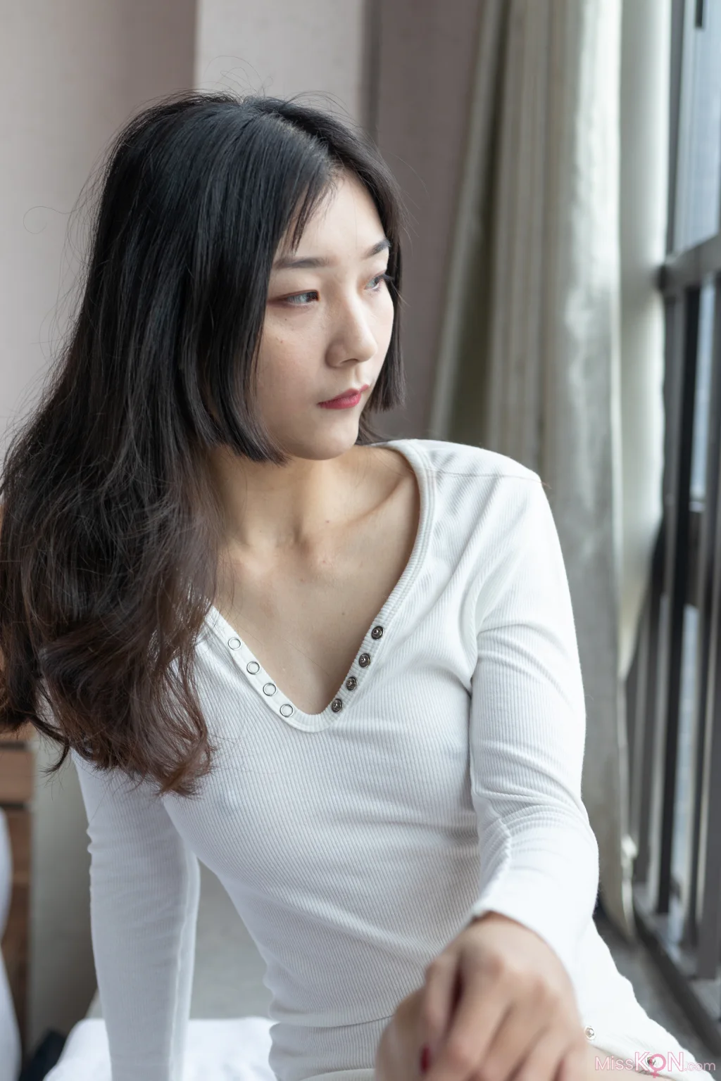 [Private Photoshoot] 小何_ 國模 大尺度 私拍套圖
