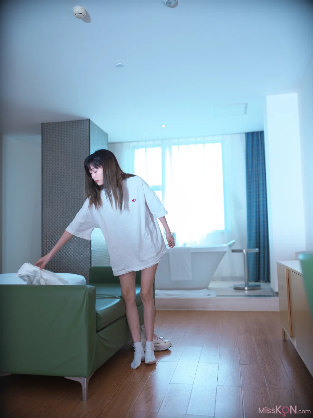 [Private Photoshoot] 希威社_ 極品 國模 私拍 4K 套圖