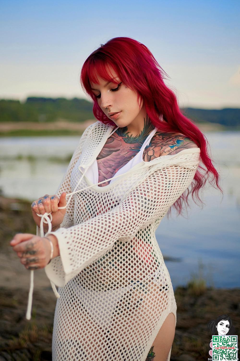 [Suicide Girls] 2025年3月20日 – Hellia – 美人魚存在