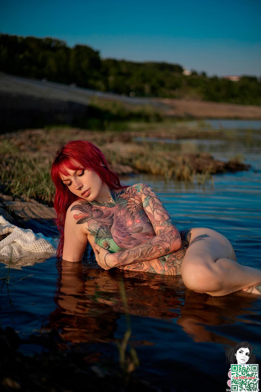 [Suicide Girls] 2025年3月20日 – Hellia – 美人魚存在