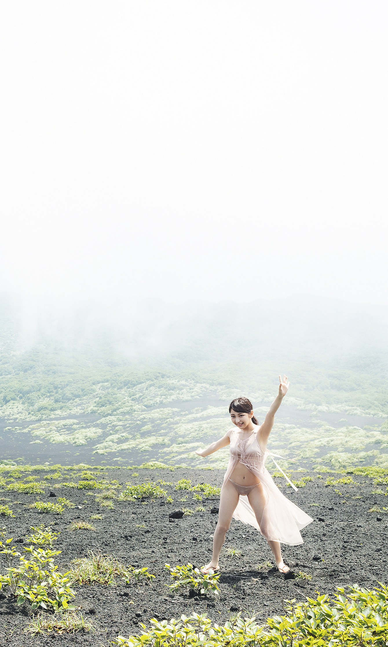 Toumi 十味, 週プレ Photo Book 「ありのままに」 Set.01