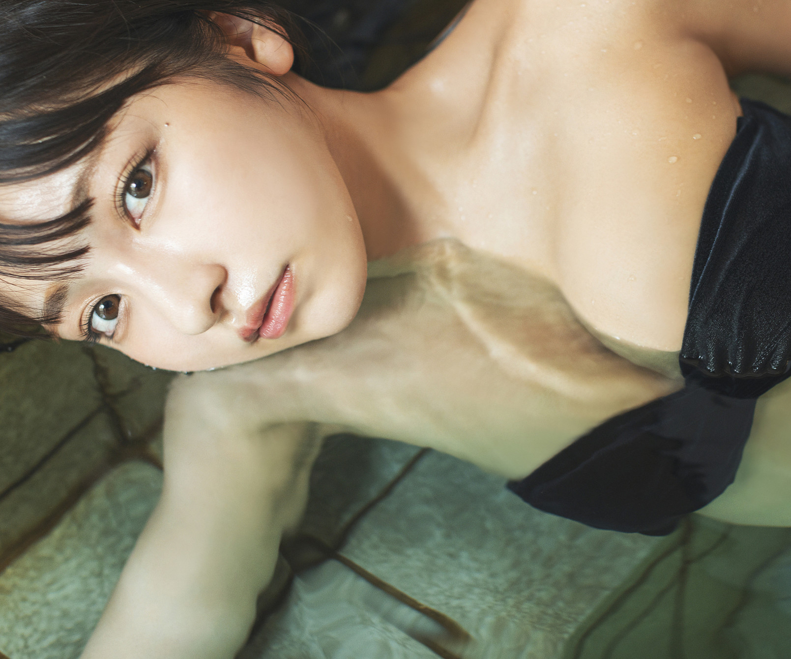 Toumi 十味, 週プレ Photo Book 「ありのままに」 Set.02