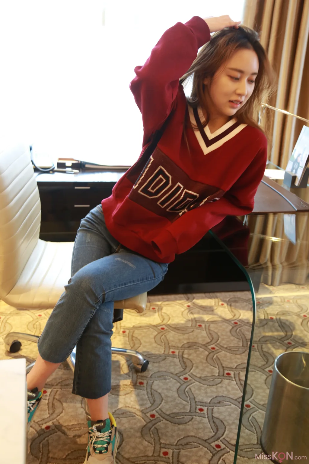 [XR Uncensored] Qiao Yi Lin (乔依琳)_ R18 秀人网模特 你的专属快乐